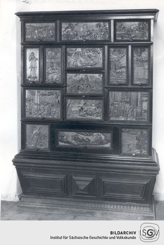 Kabinettschrank