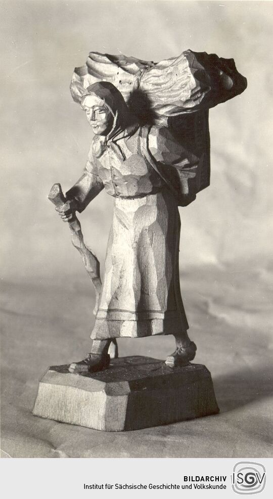 Schnitzfigur aus Schlettau