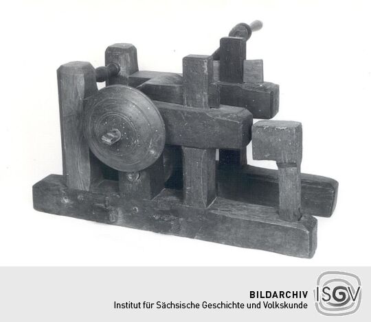 Preßmaschine zum Pressen der Strohhalme