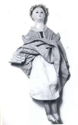 Bild: Trachtenpuppe im Stadtgeschichtlichen Museum Leipzig