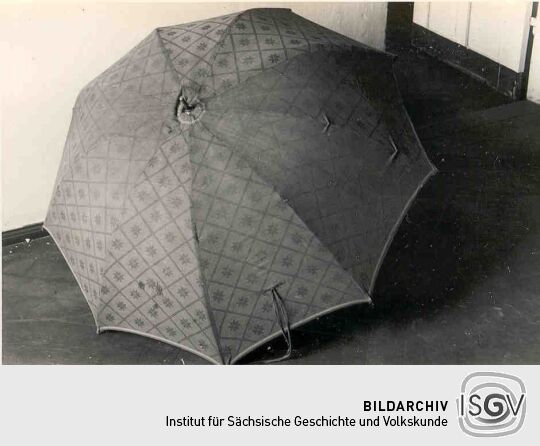 Regenschirm im Heimatmuseum Nossen