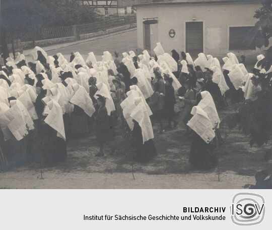 Sorbische Fronleichnams-Prozession in Crostwitz