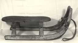 Bild: Kinderschlitten aus dem Heimatmuseum Grimma