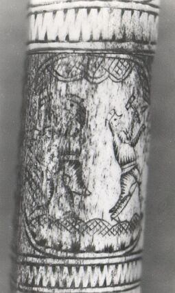 Bild: Verzierte Röhrenbarte