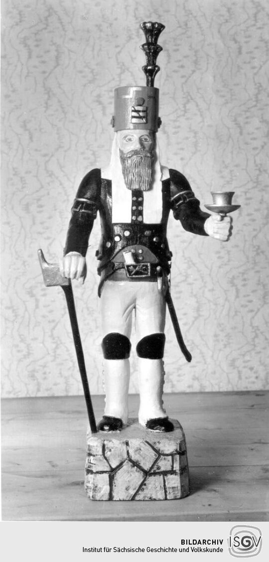 Schnitzarbeit Obersteiger in Schlettau