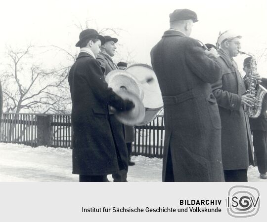 Musikkapelle bei der Schifferfastnacht Postelwitz