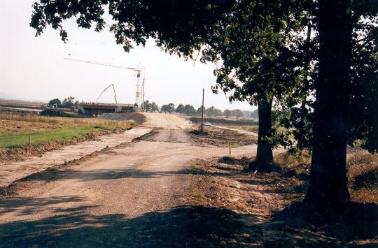 Landschaftsansicht mit Autobahnbaustelle