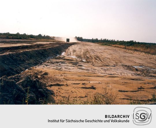 Landschaftsansicht mit Autobahnbaustelle