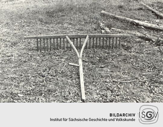 Landwirtschaftliches Arbeitsgerät in Sabrodt, Rechen