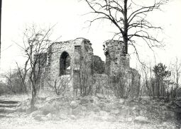 Bild: Ruine einer Kirche in Bad Muskau
