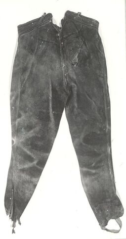 Bild: Lederhose für Männer aus Lauske bei Hochkirch