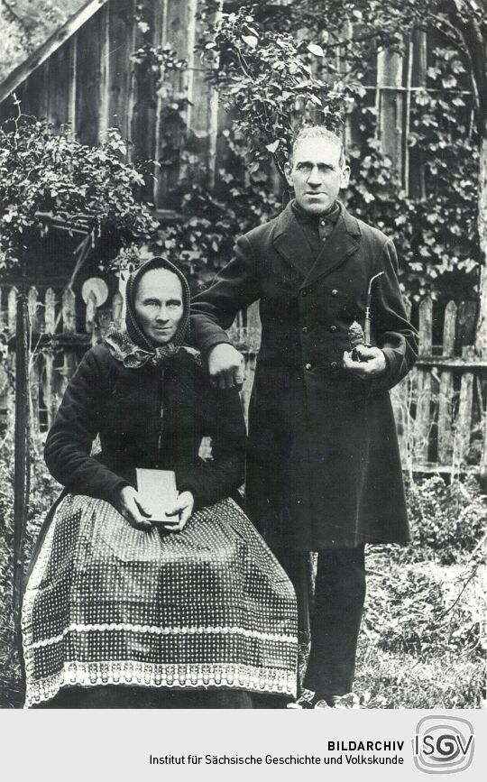 Kirchgangstracht einer älteren Frau aus Bad Muskau