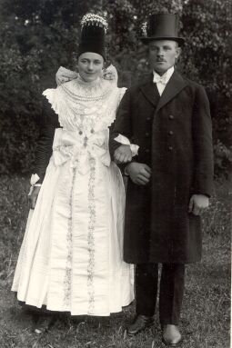 Bild: Katholisches Brautpaar aus Wittichenau