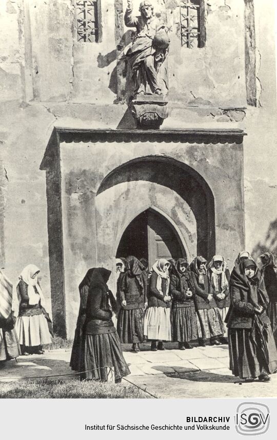 Kirchgangstracht aus Wittichenau