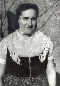 Bild: Mieder mit Reißverschluß aus Radibor