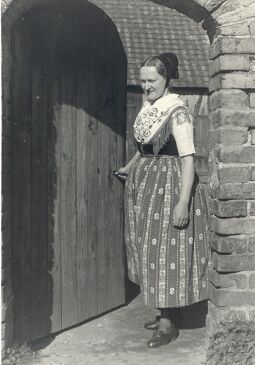 Bild: Festtracht aus Spohla