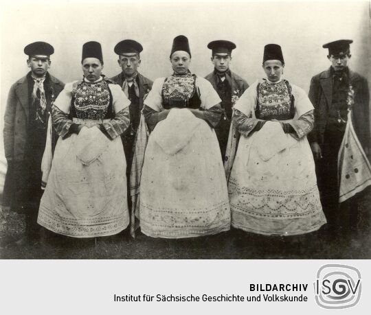 Hoyerswerdaer Hochzeitstracht der Männer und Frauen