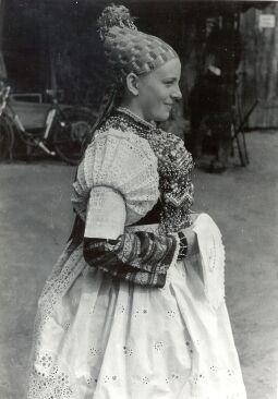 Bild: Brautjungfer aus Bluno