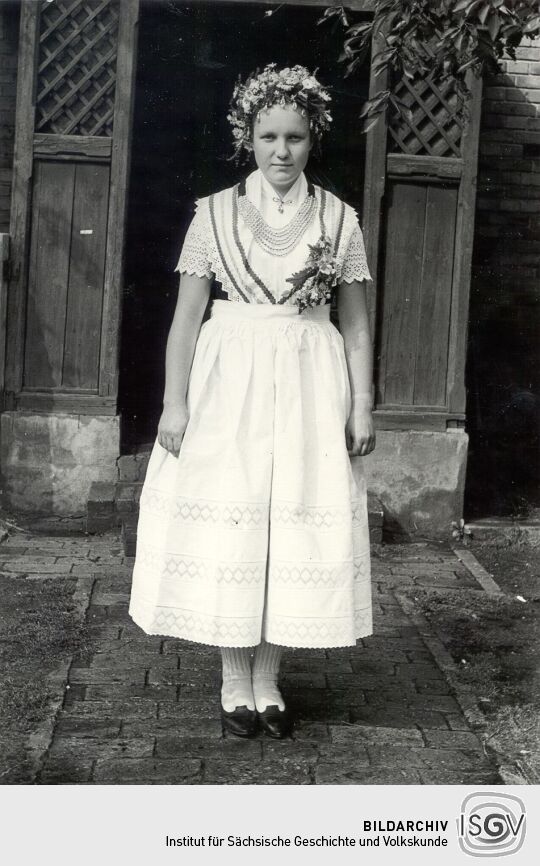 "Halbdeutsche" Schleifer Tracht aus Rohne, Brautjungfer