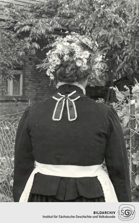 "Halbdeutsche" Schleifer Tracht aus Rohne, Brautjungfer