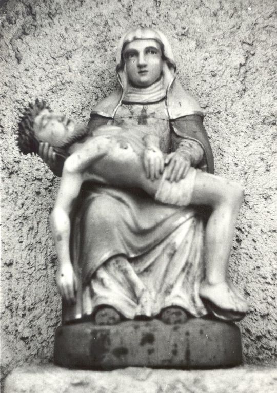 Pieta in einer Kapelle in Sollschwitz.