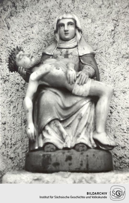 Pieta in einer Kapelle in Sollschwitz.