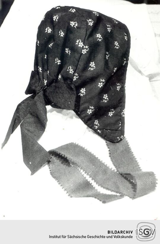 Alltagshaube aus Schorbus aus dem Museum Bautzen