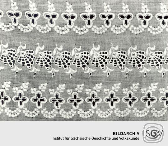 Detail einer Schürze aus Neschwitz