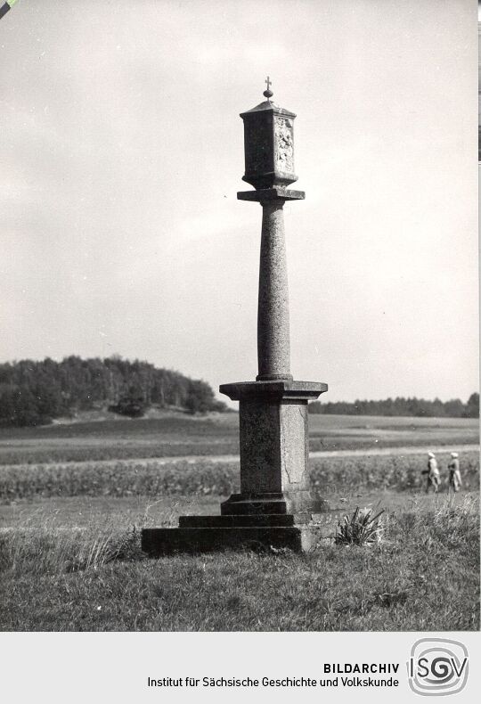 Steinsäule bei Crostwitz