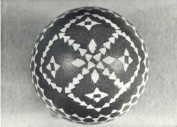 Bild: Osterei in Wachstechnik aus der Umgebung von Schleife