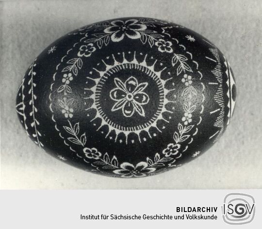 Osterei in Kratztechnik aus der Umgebung Hoyerswerdas