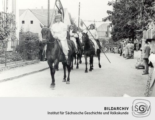 Schul- und Heimatfest in Ostro