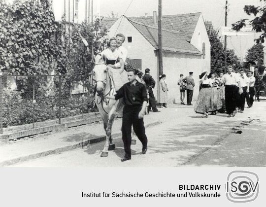 Schul- und Heimatfest in Ostro