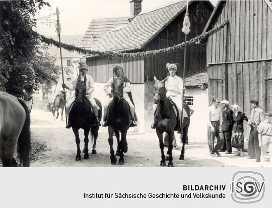 Schul- und Heimatfest in Ostro