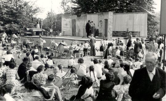 Schul- und Heimatfest in Ostro