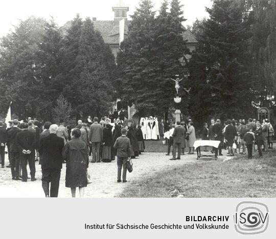 Einweihung der Pfarrkirche in Sdier