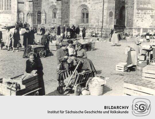 Marktleben auf dem Fleischmarkt in Bautzen