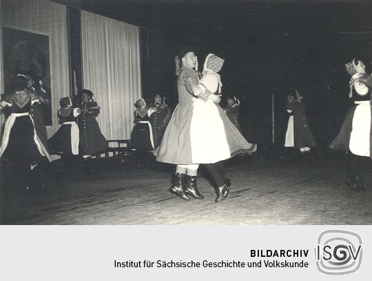 Tanzgruppe des sorbischen Volkskunstensembles