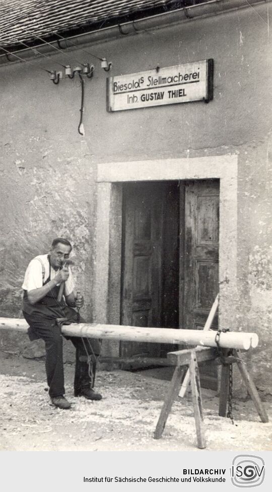 Stellmacher bei der Arbeit in Gaußig