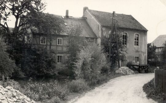 Häuser an der Dorfstraße in Günthersdorf