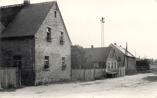 Straßenansicht in Lomske