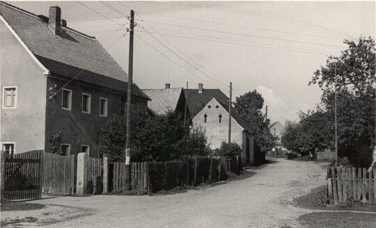 Dorfstraße in Holschdubrau