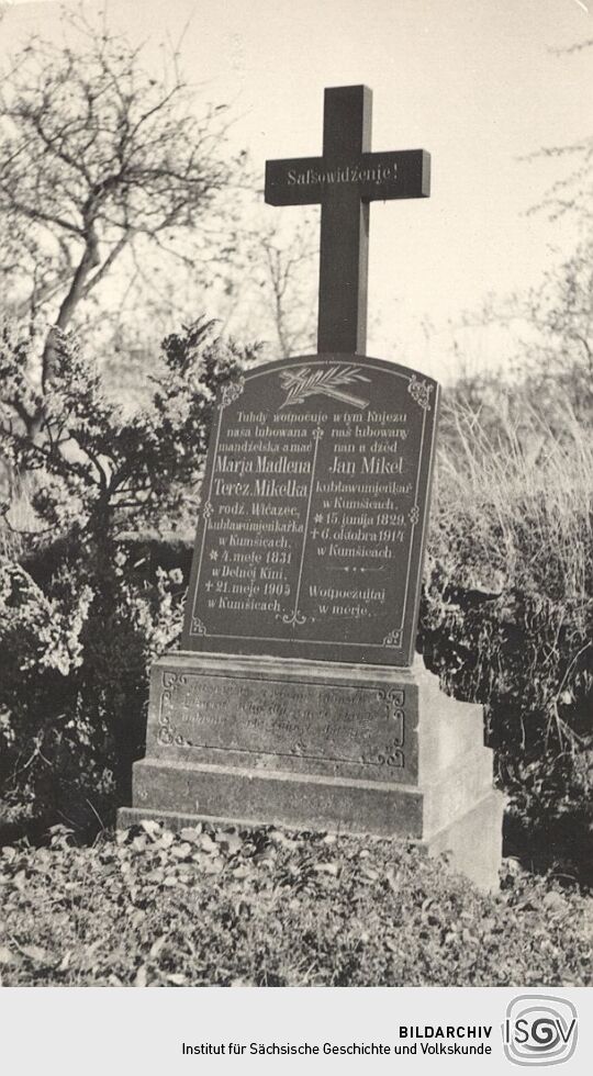 Grabdenkmal in Purschwitz