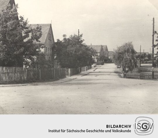 Dorfstraße in Salzenforst