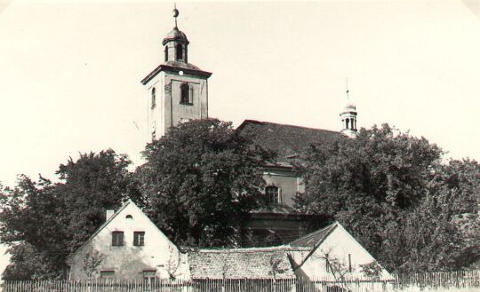 Die Kirche in Nebelschütz