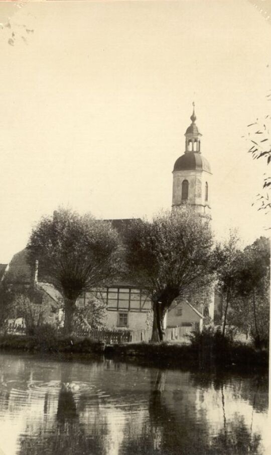 Die Kirche in Oßling