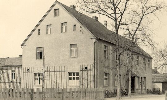 Gasthaus und Konsum in Förstgen