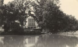 Bild: Schulgebäude in Lohsa