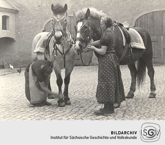 Vorbereitungen für das Osterreiten in Schwarzadler