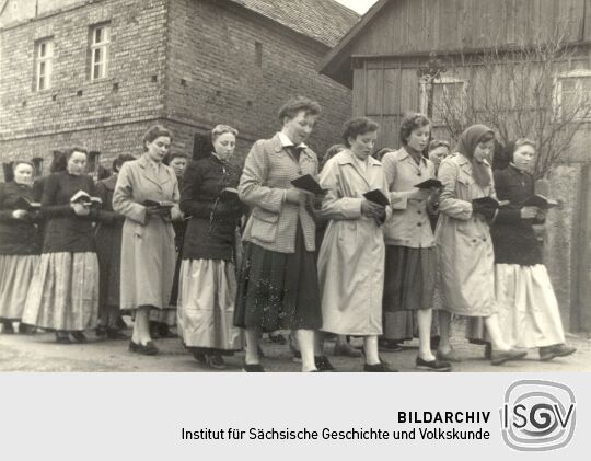 Ostersingen in Sollschwitz